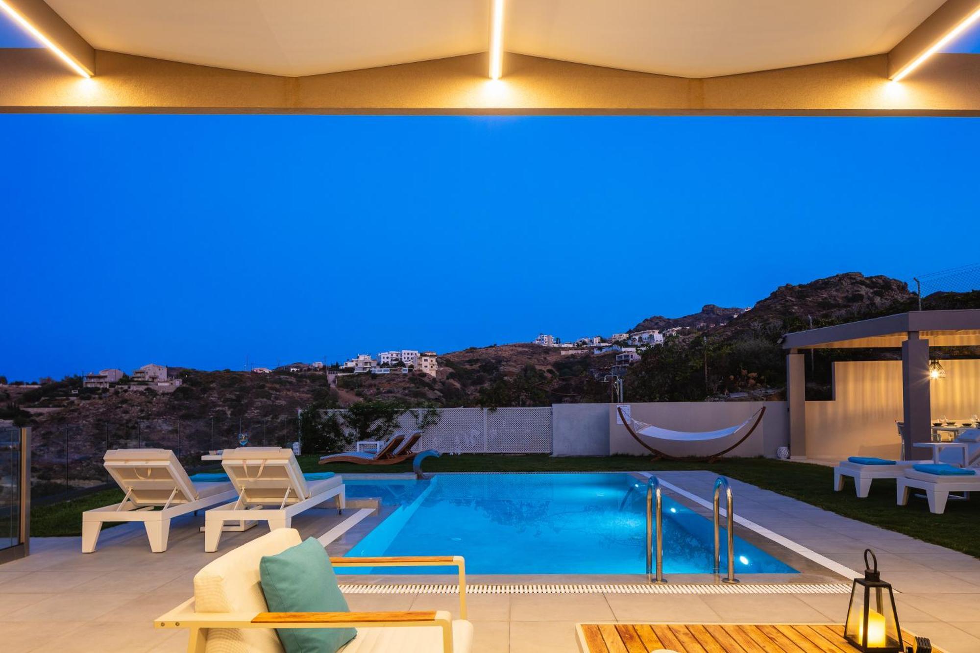 Villa Ligaria Pinnacle Екстер'єр фото